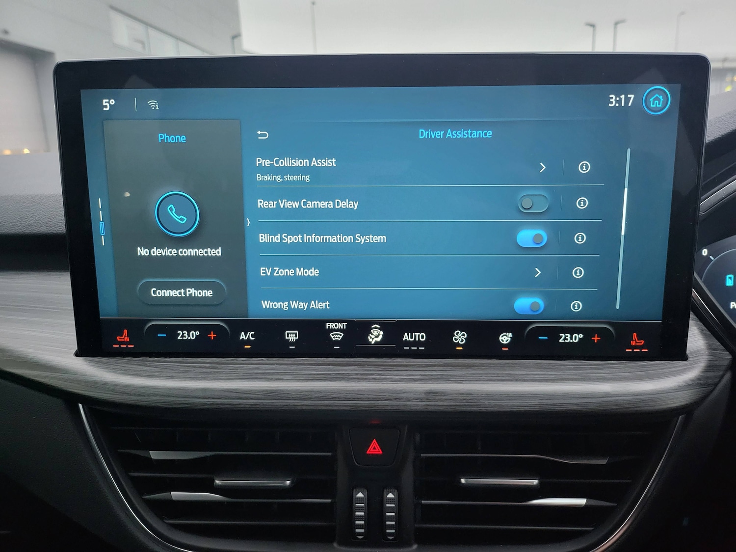 Used Ford Kuga 2025 for sale - 77641814: Photo 35