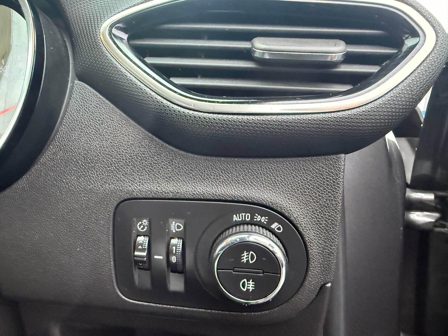 Used Vauxhall Crossland X 2019 for sale - 77501526: Photo 18