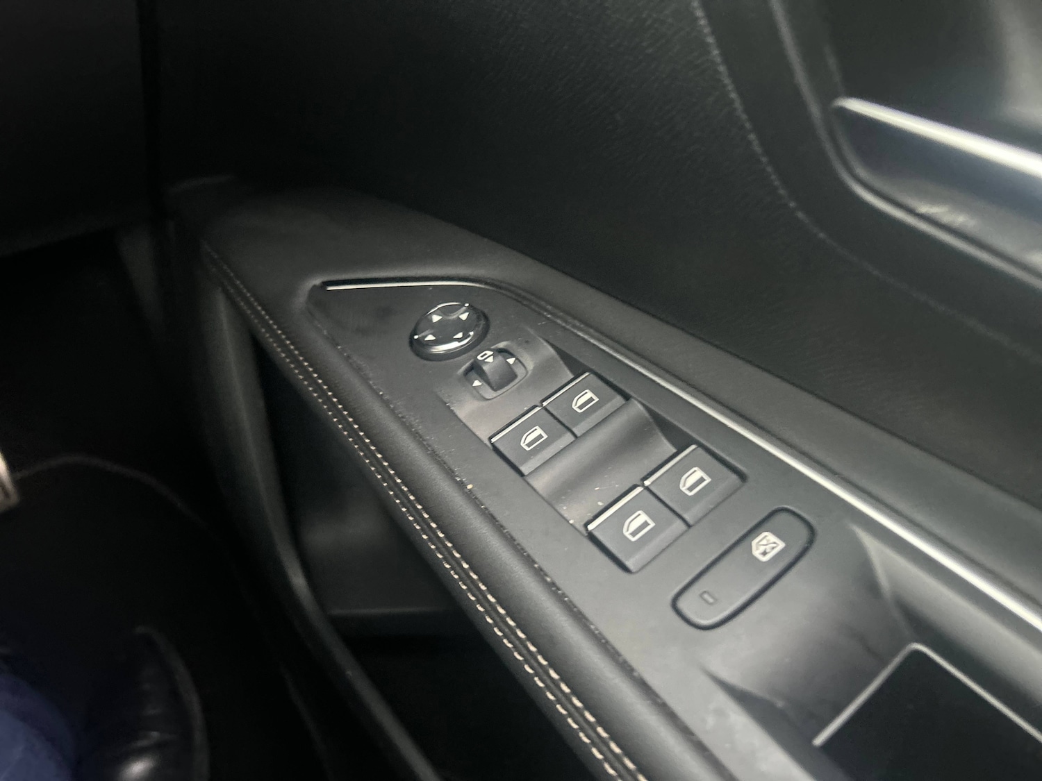 Used Peugeot 3008 2023 for sale - 76480752: Photo 24