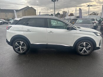 Used Peugeot 3008 2023 for sale - 76480752: Photo