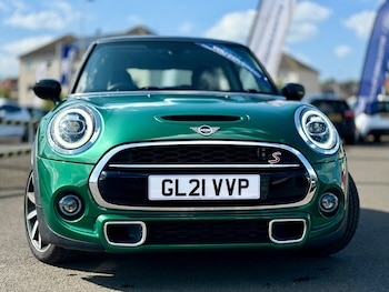 Used MINI Hatch 2021 for sale - 76649791: Photo