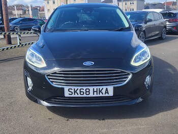 Used Ford Fiesta 2018 for sale - 78240619: Photo