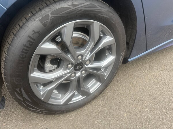 Used Ford Focus 2023 for sale - 76056402: Photo 24