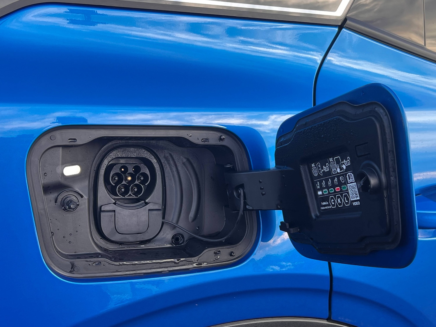 Used Ford Explorer 2025 for sale - 77272543: Photo 16