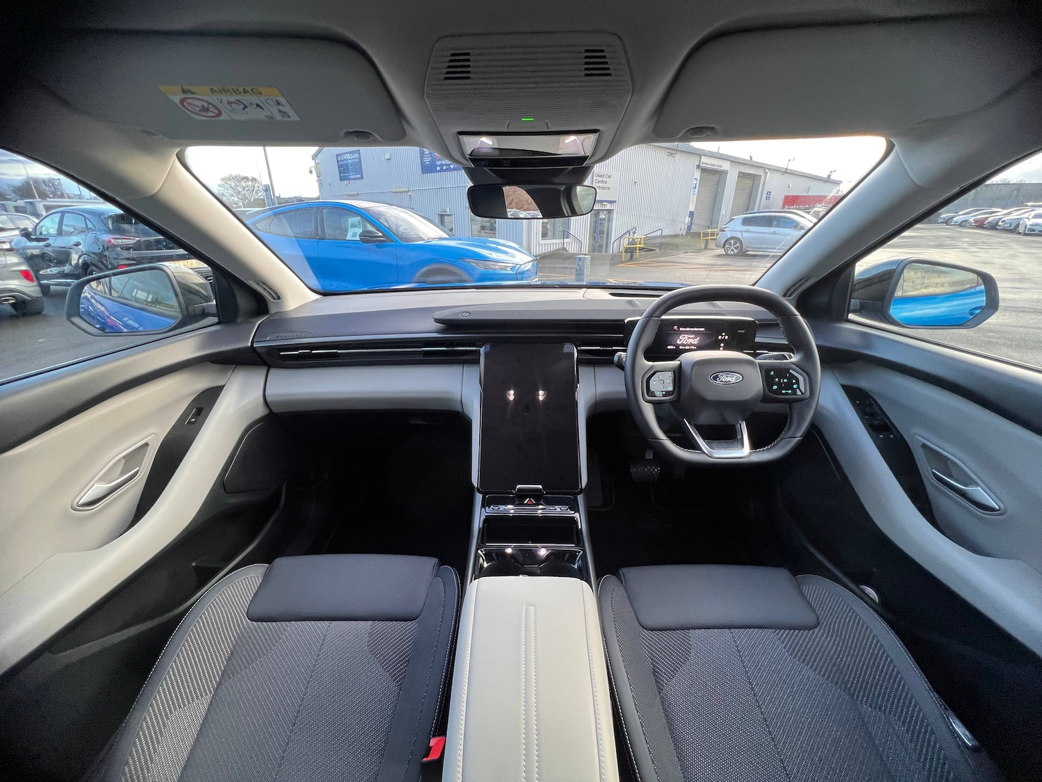 Used Ford Explorer 2025 for sale - 77272543: Photo 32