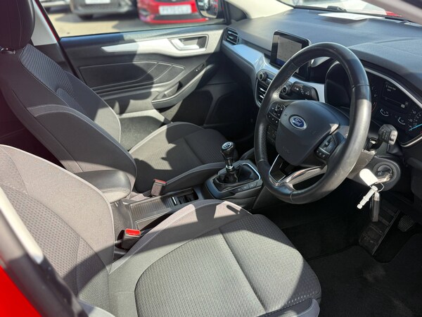Used Ford Focus 2019 for sale - 76056399: Photo 7