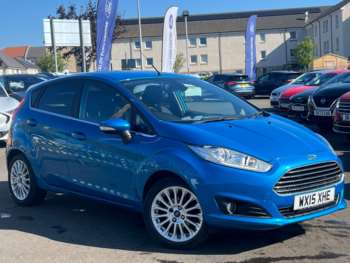 2015 - TITANIUM 5-Door