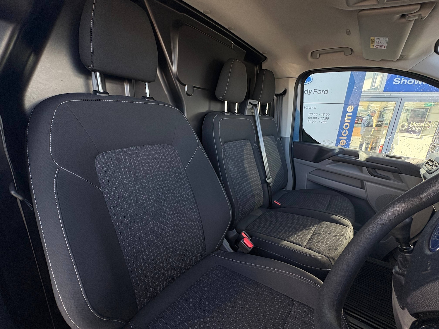 Used Ford Transit Custom 2025 for sale - 78054412: Photo 5