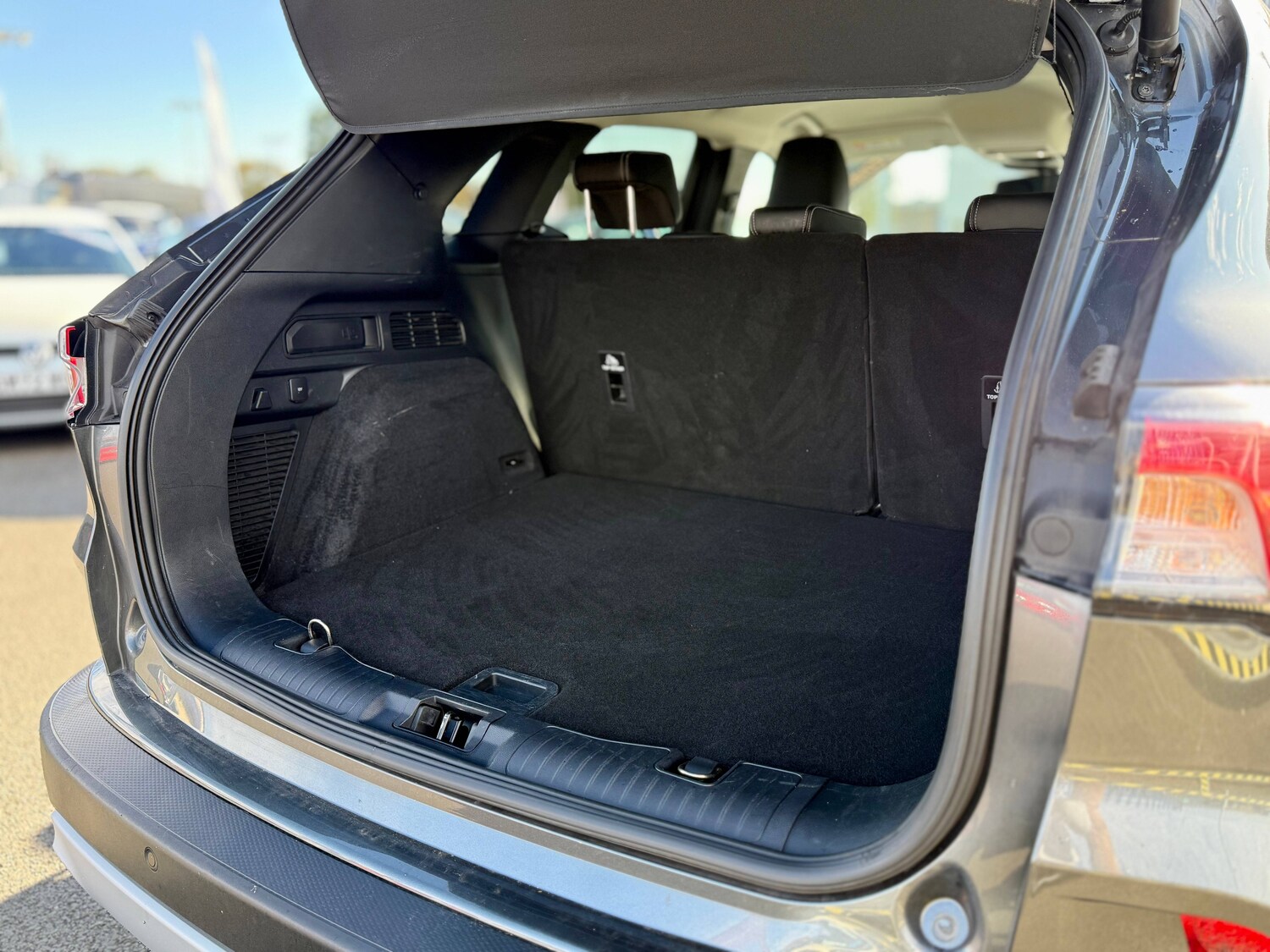 Used Ford Kuga 2022 for sale - 76102471: Photo 8