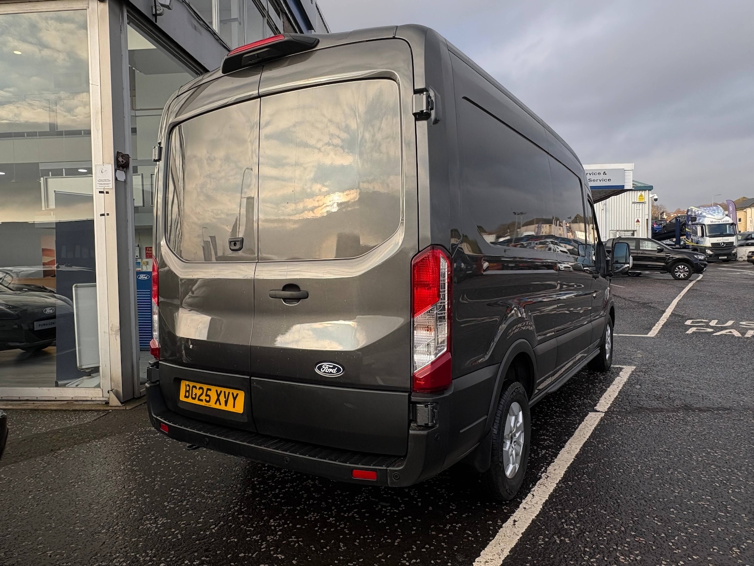 Used Ford Transit for sale - 77261195: Photo 2