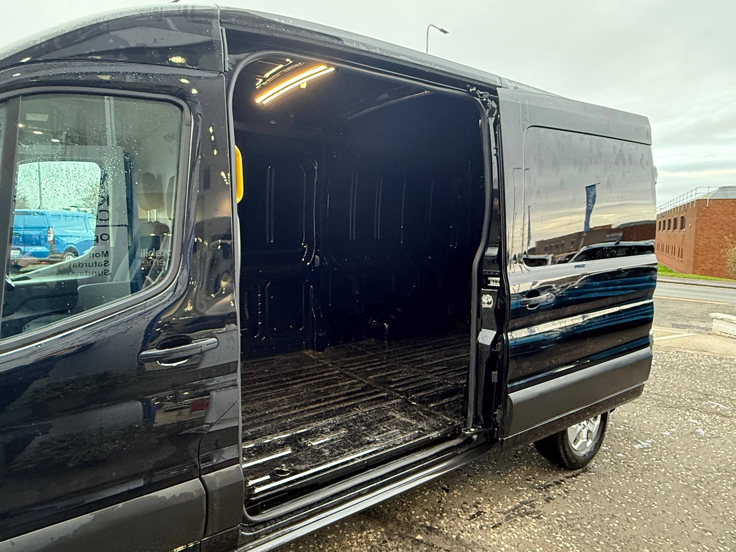 Used Ford Transit 2025 for sale - 76663741: Photo 11