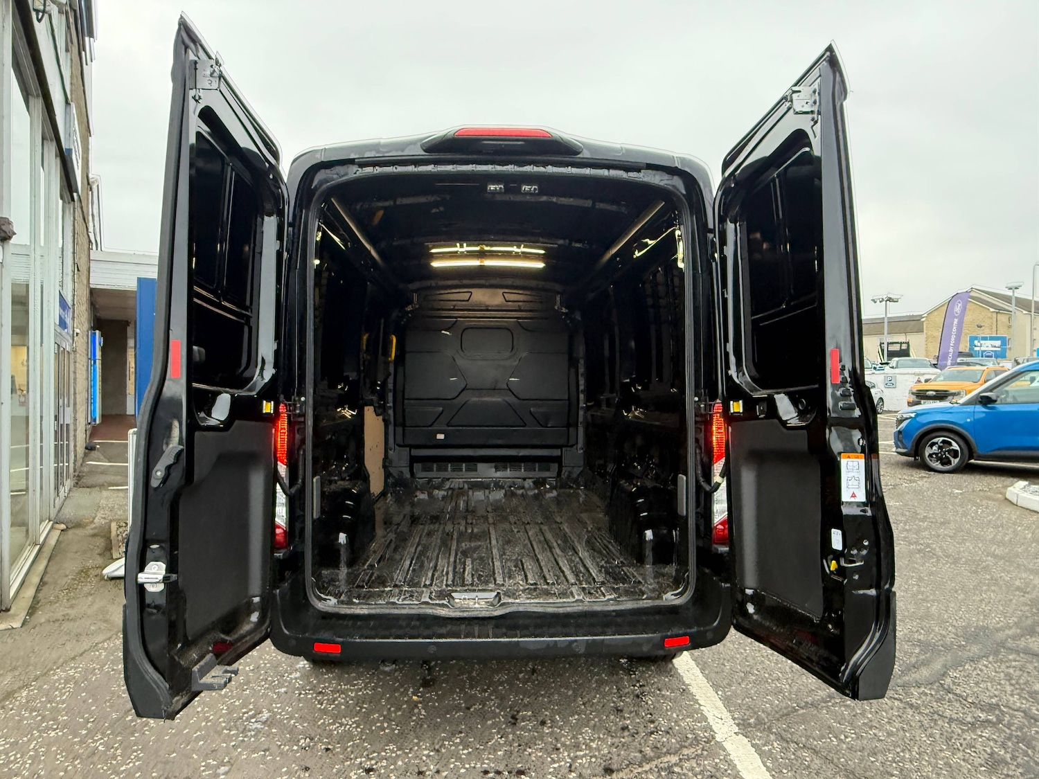 Used Ford Transit 2025 for sale - 76663741: Photo 6