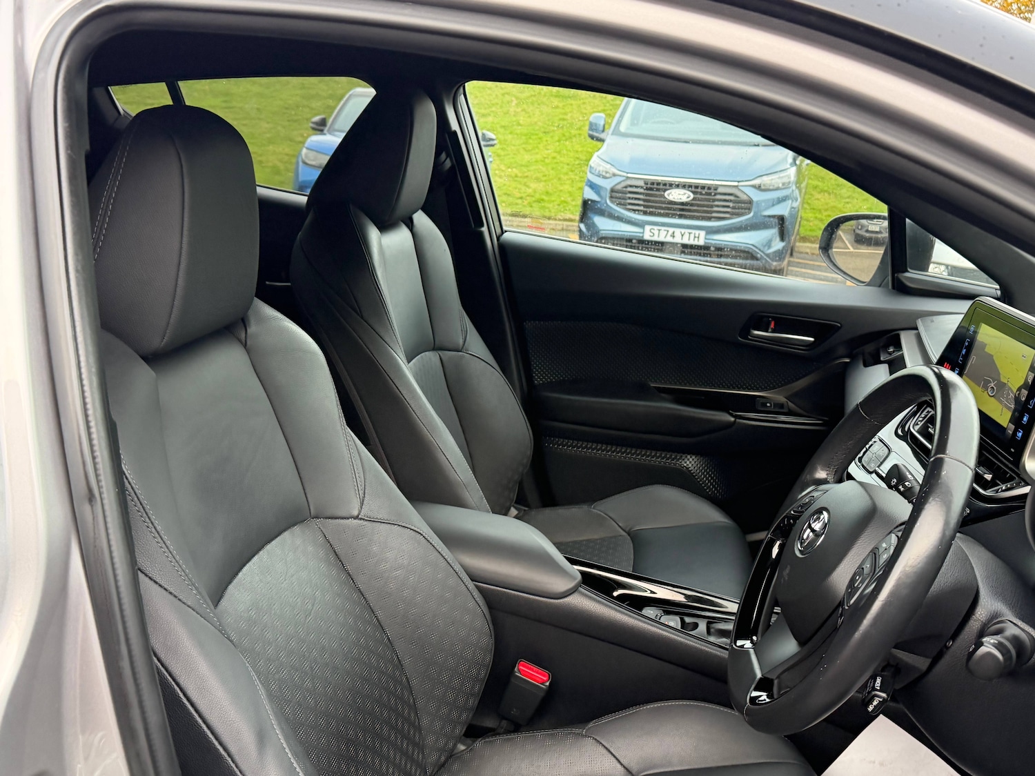 Used Toyota C-HR 2018 for sale - 76739706: Photo 13