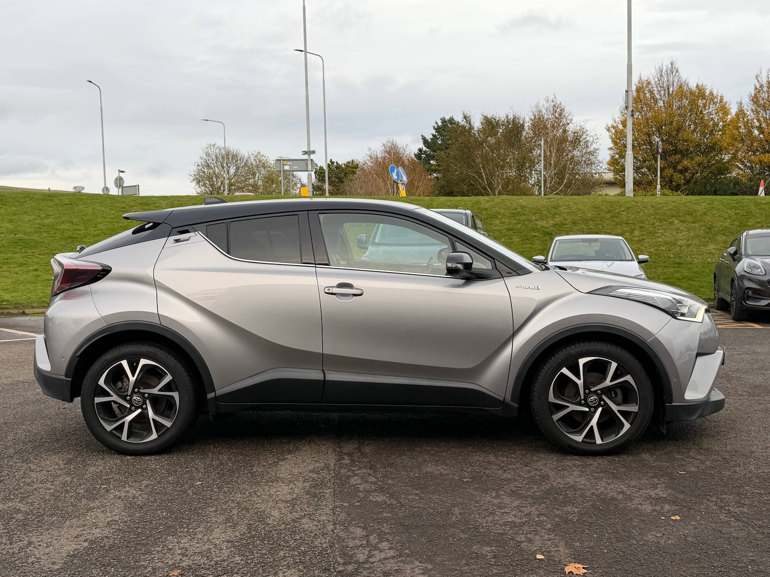 Used Toyota C-HR 2018 for sale - 76739706: Photo 5
