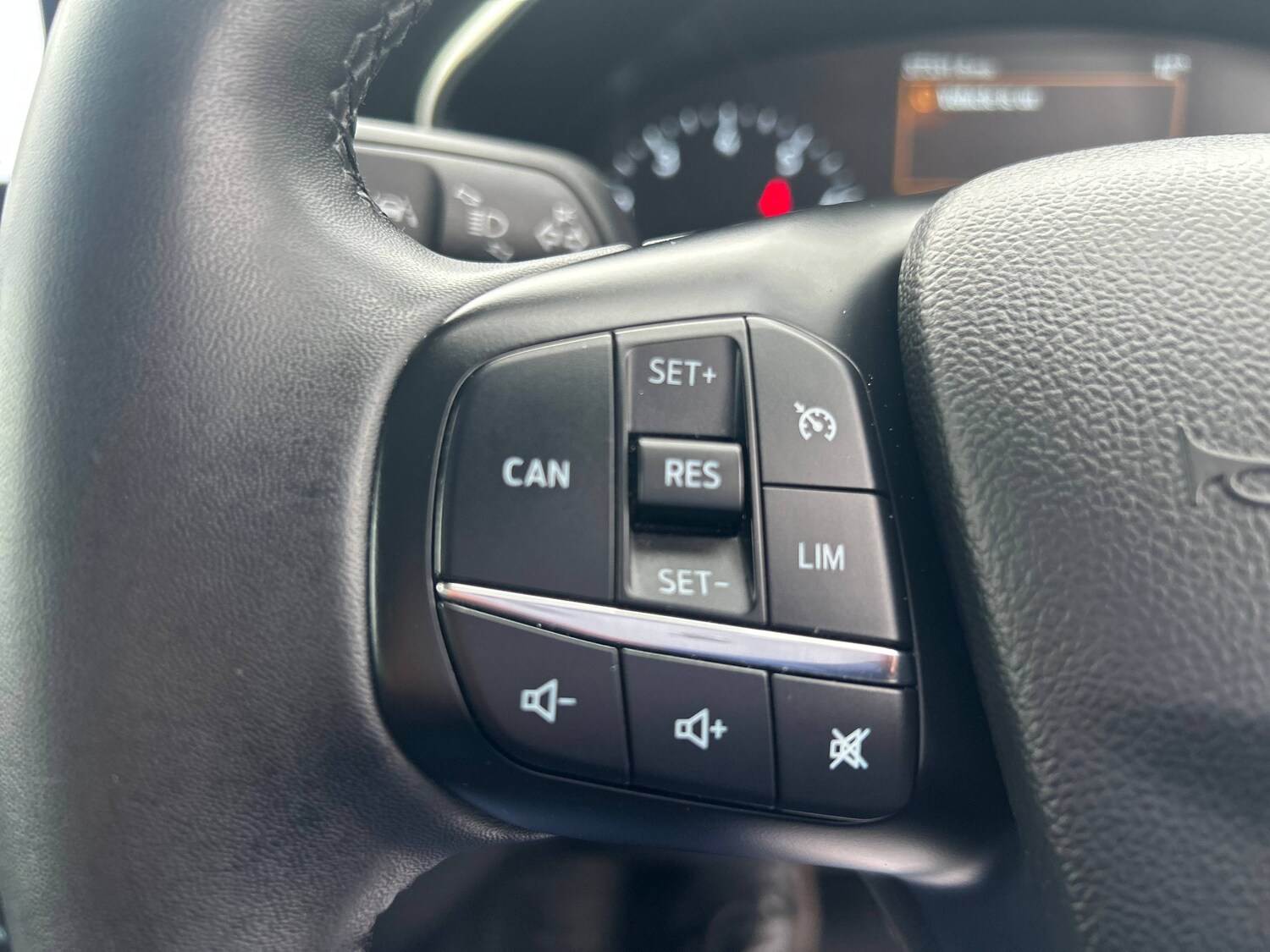 Used Ford Focus 2021 for sale - 76065679: Photo 12