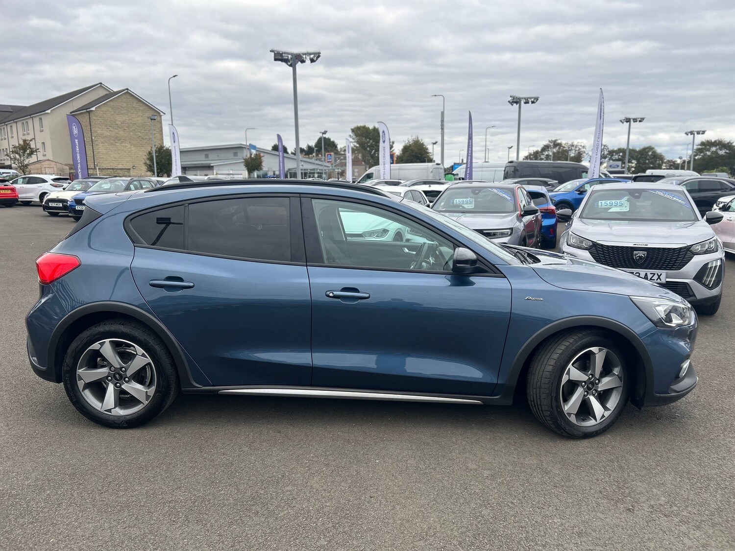 Used Ford Focus 2021 for sale - 76065679: Photo 3