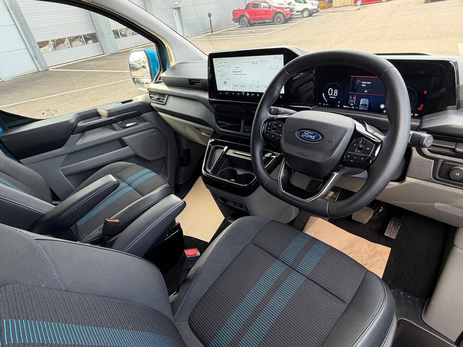 Used Ford Transit Custom 2025 for sale - 78176149: Photo 4