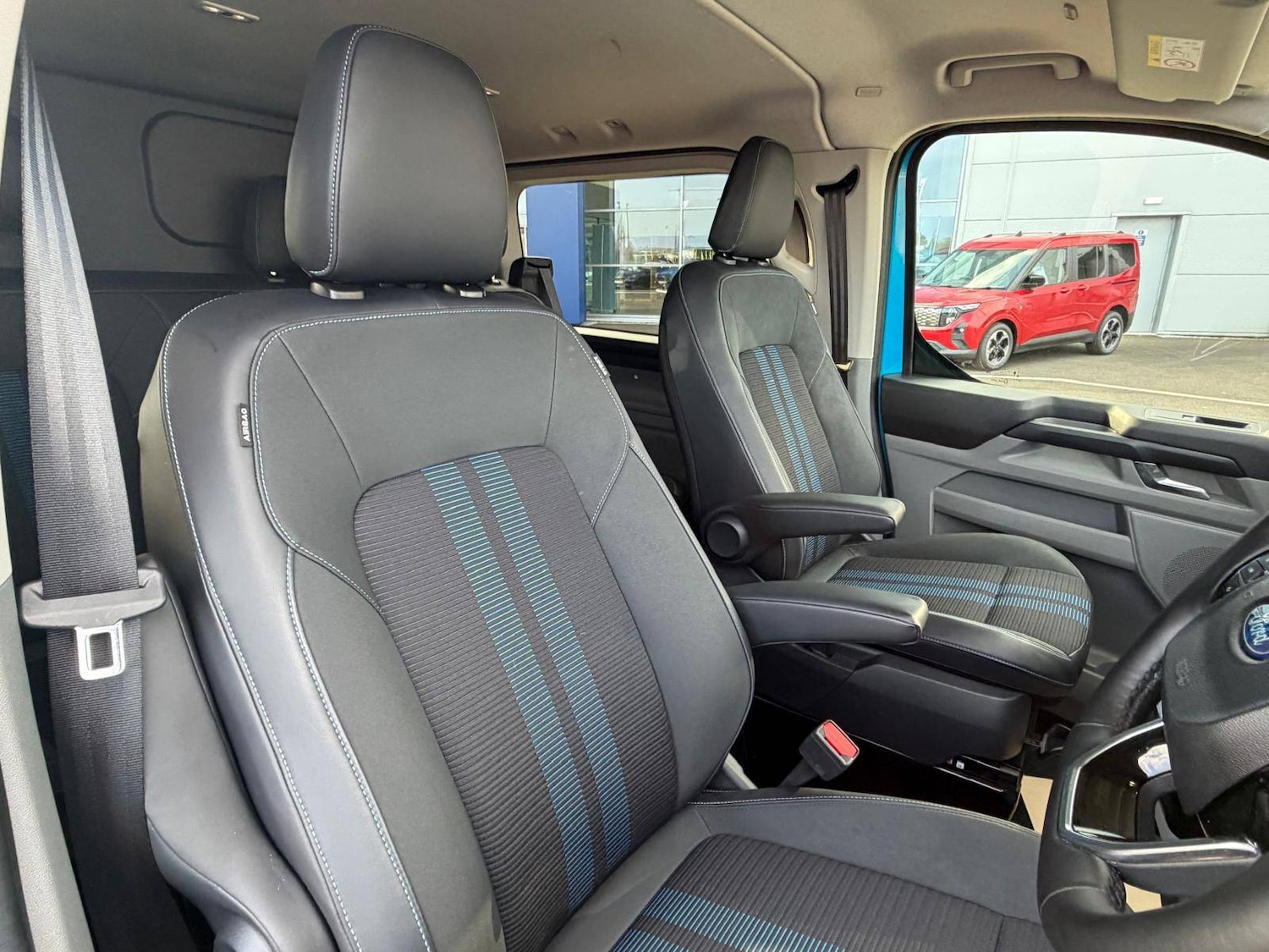 Used Ford Transit Custom 2025 for sale - 78176149: Photo 5