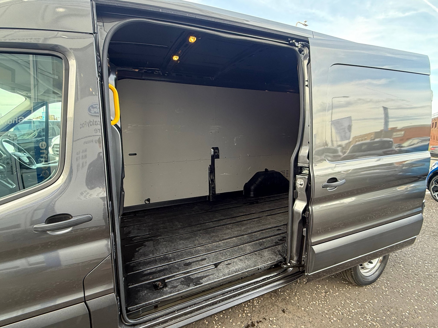 Used Ford Transit 2022 for sale - 78162210: Photo 16