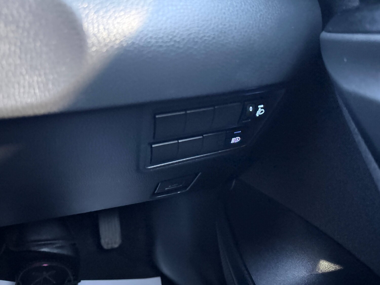 Used Mazda Mazda2 HYBRID for sale - 77901261: Photo 29