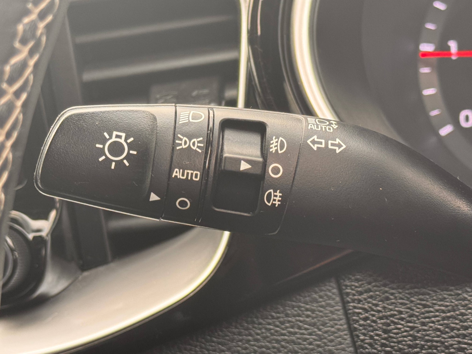 Used Kia Ceed 2023 for sale - 77902749: Photo 25