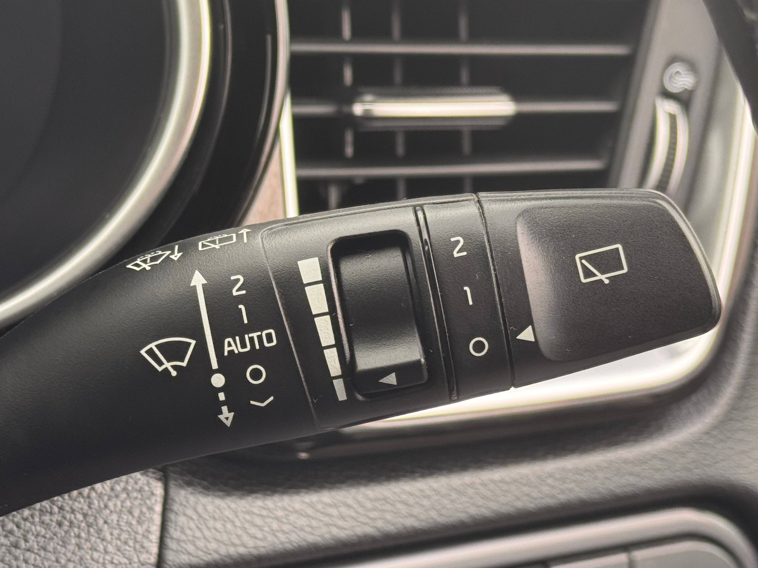 Used Kia Ceed 2023 for sale - 77902749: Photo 26