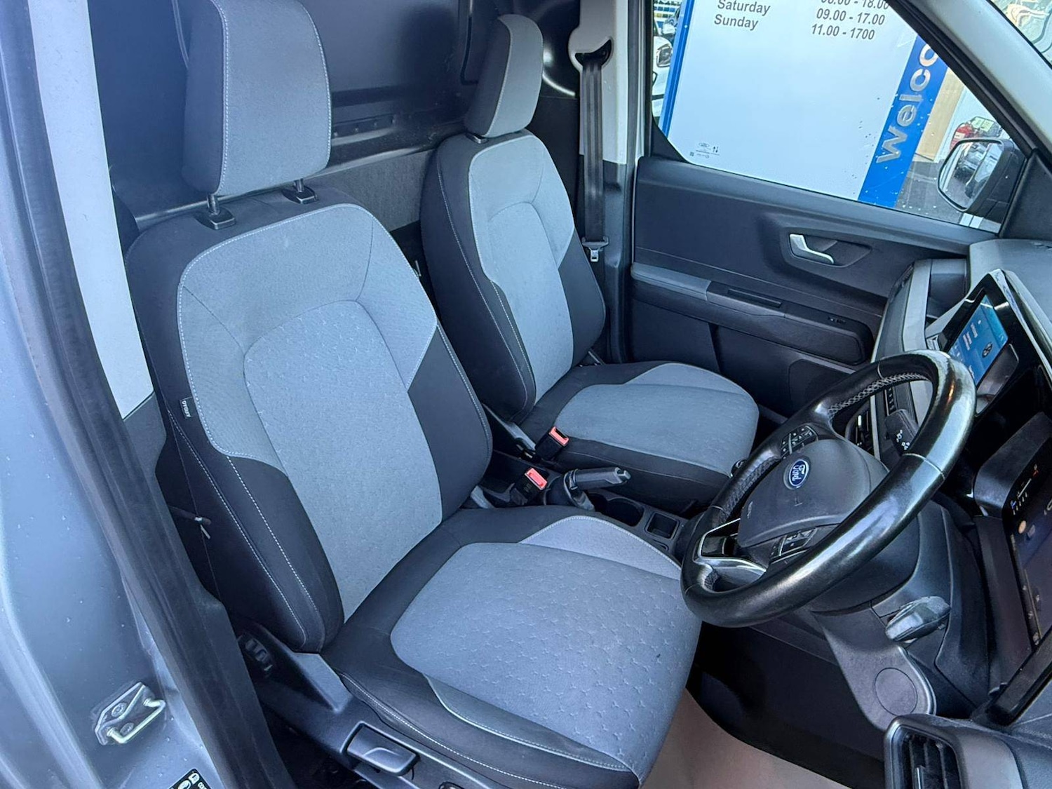 Used Ford Transit Courier 2024 for sale - 77779357: Photo 6