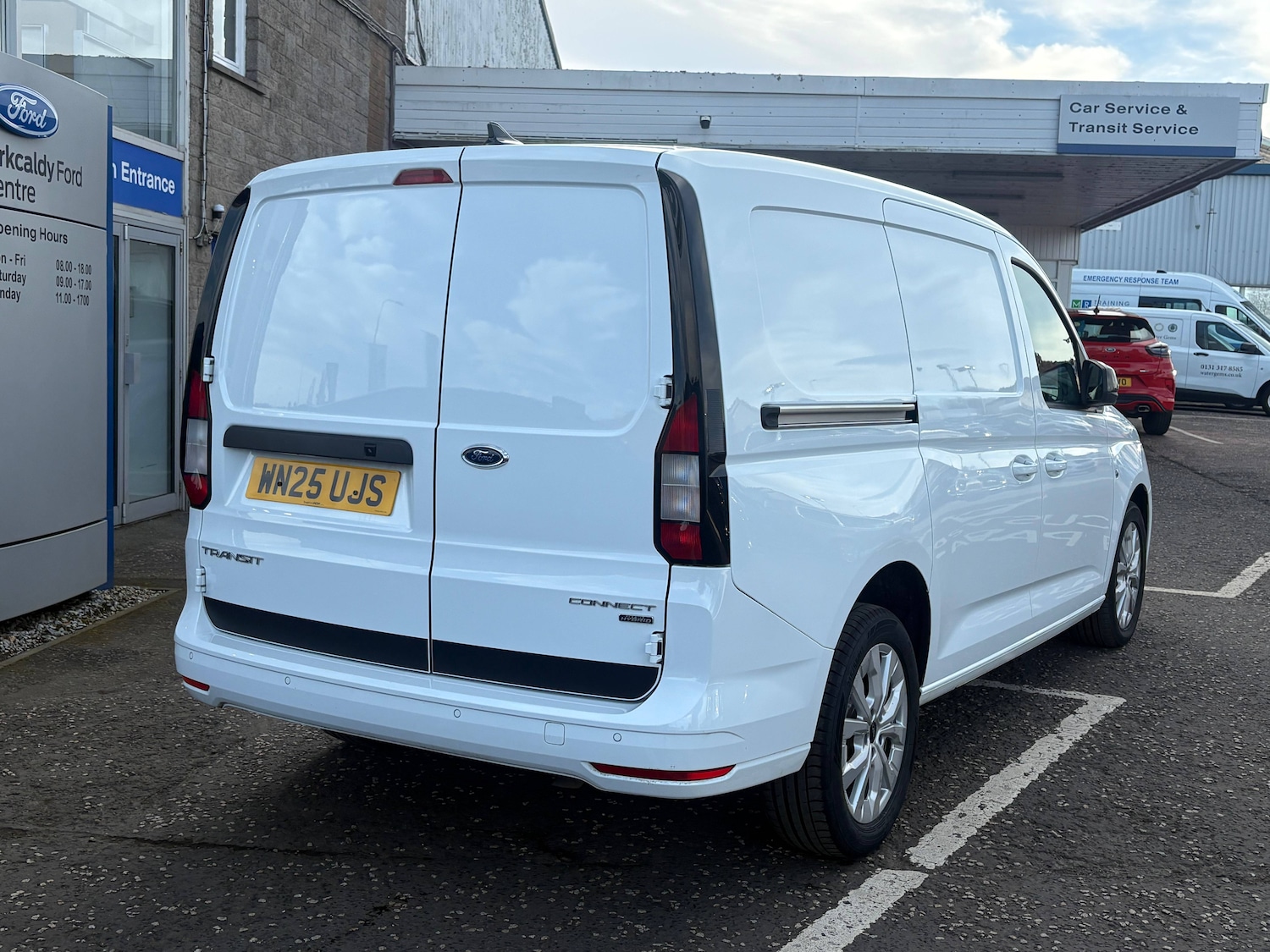 Used Ford Transit Connect 2025 for sale - 78145030: Photo 2