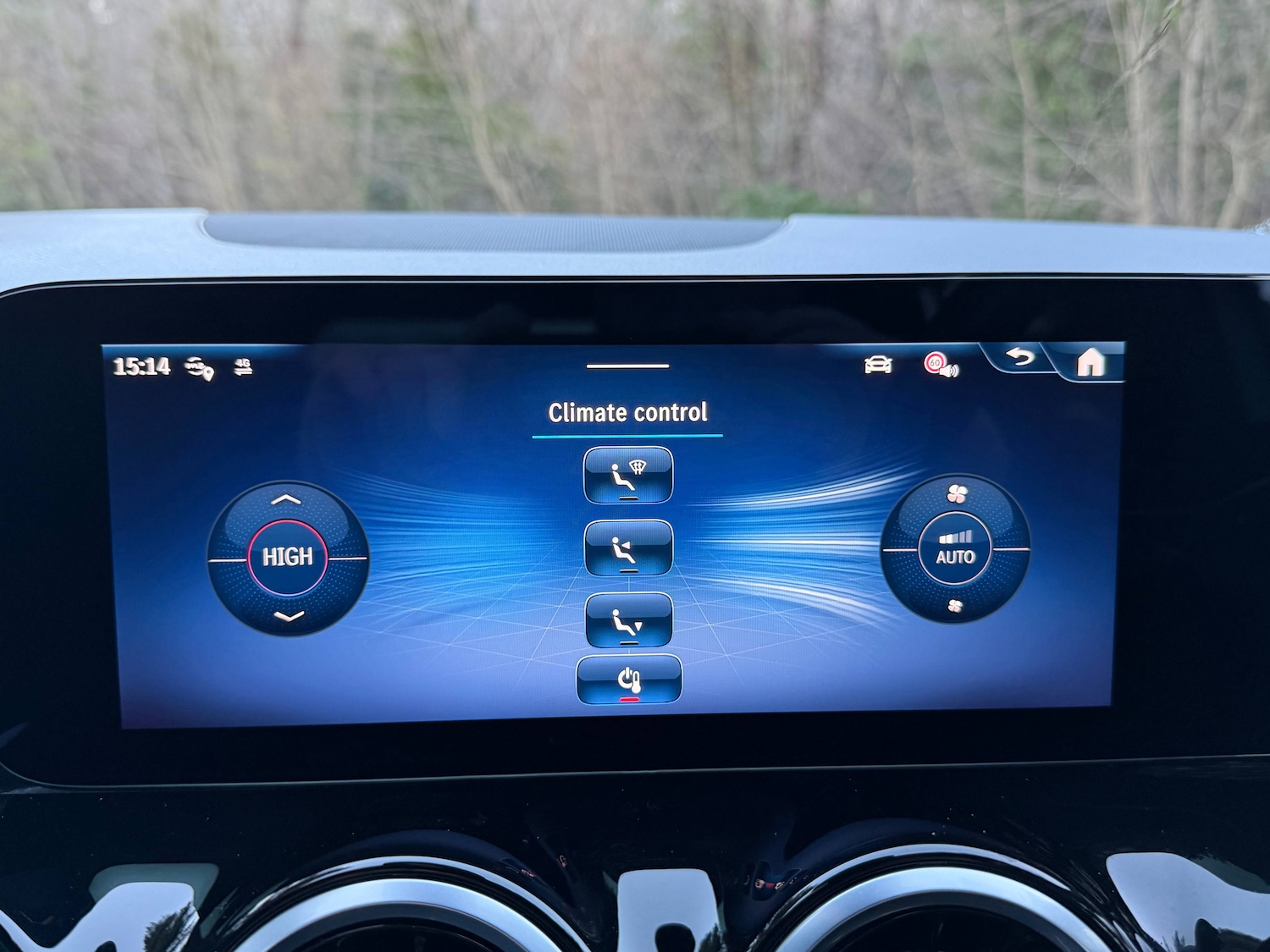 Used Mercedes-Benz GLA 2024 for sale - 76949430: Photo 9