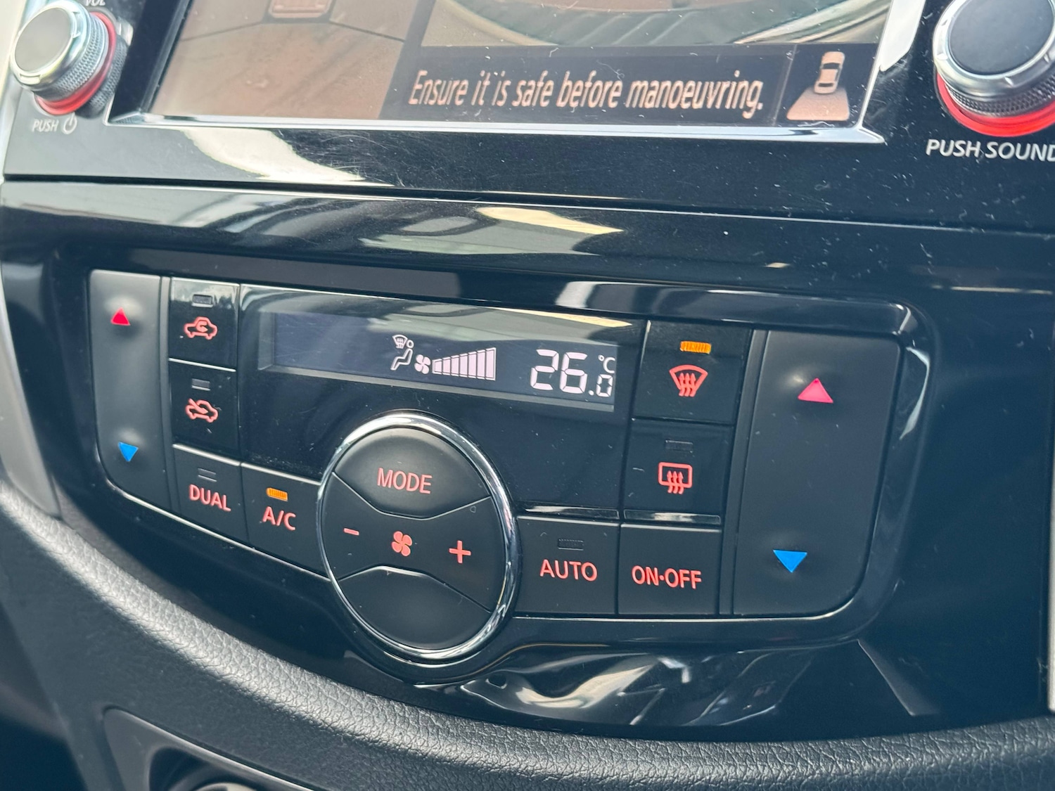 Used Nissan Navara 2021 for sale - 76142621: Photo 19