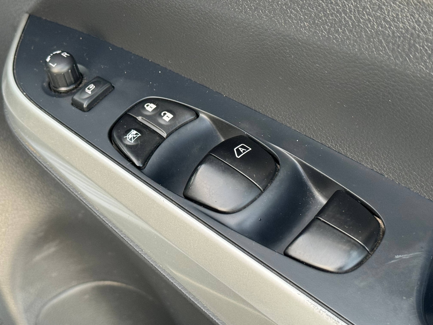 Used Nissan Navara 2021 for sale - 76142621: Photo 24