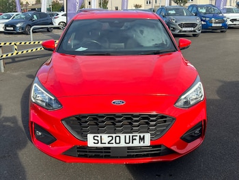 Used Ford Focus 2020 for sale - 76037247: Photo 2