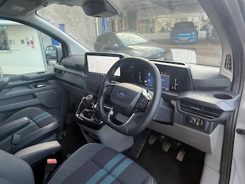Used Ford Transit Custom 2024 for sale - 77747447: Photo