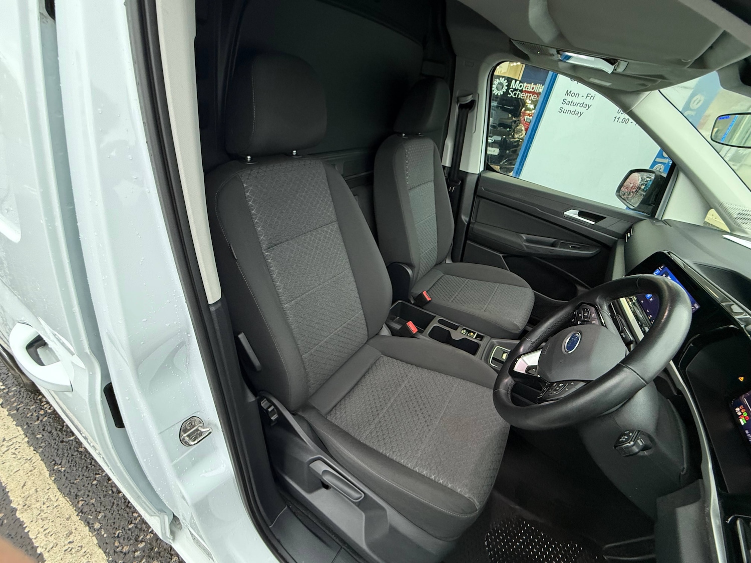 Used Ford Transit Connect 2025 for sale - 77152425: Photo 11