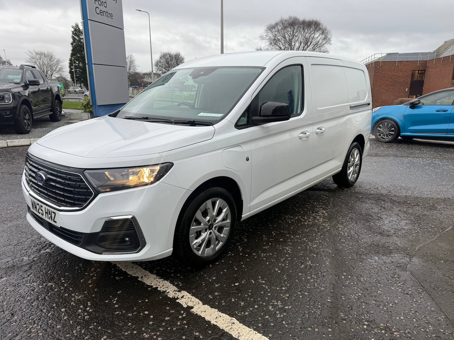 Used Ford Transit Connect 2025 for sale - 77152425: Photo 2