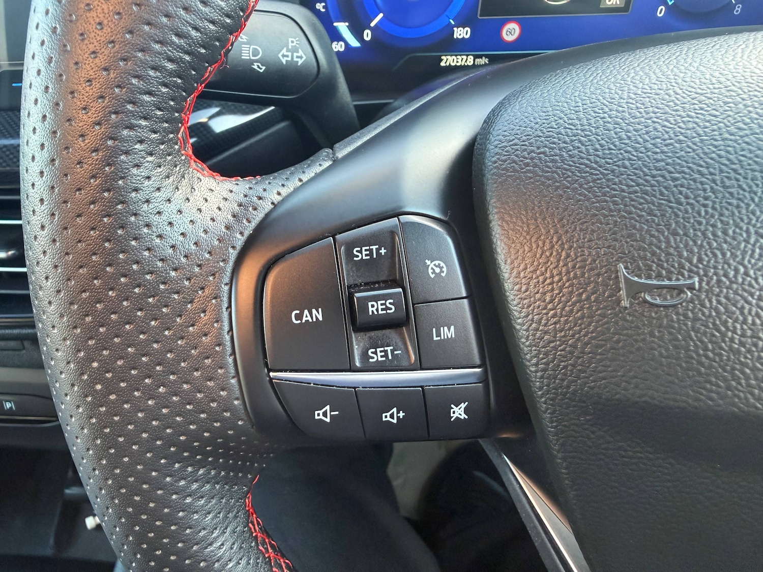 Used Ford Focus 2023 for sale - 77377809: Photo 25