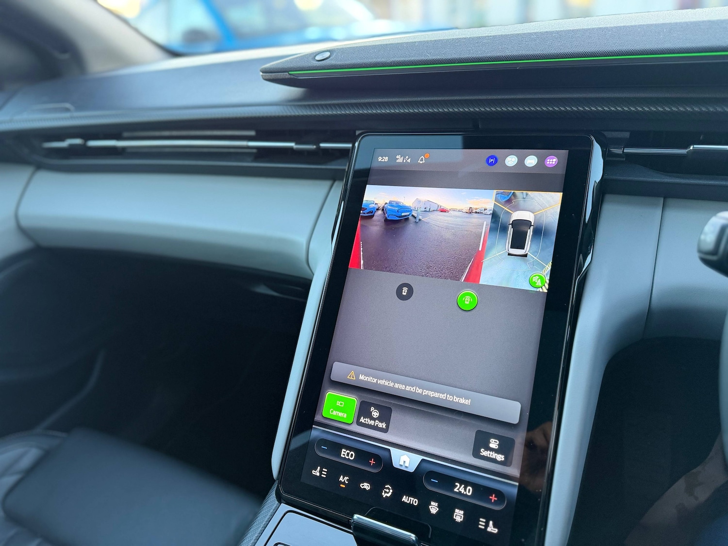 Used Ford Explorer 2024 for sale - 77208740: Photo 26