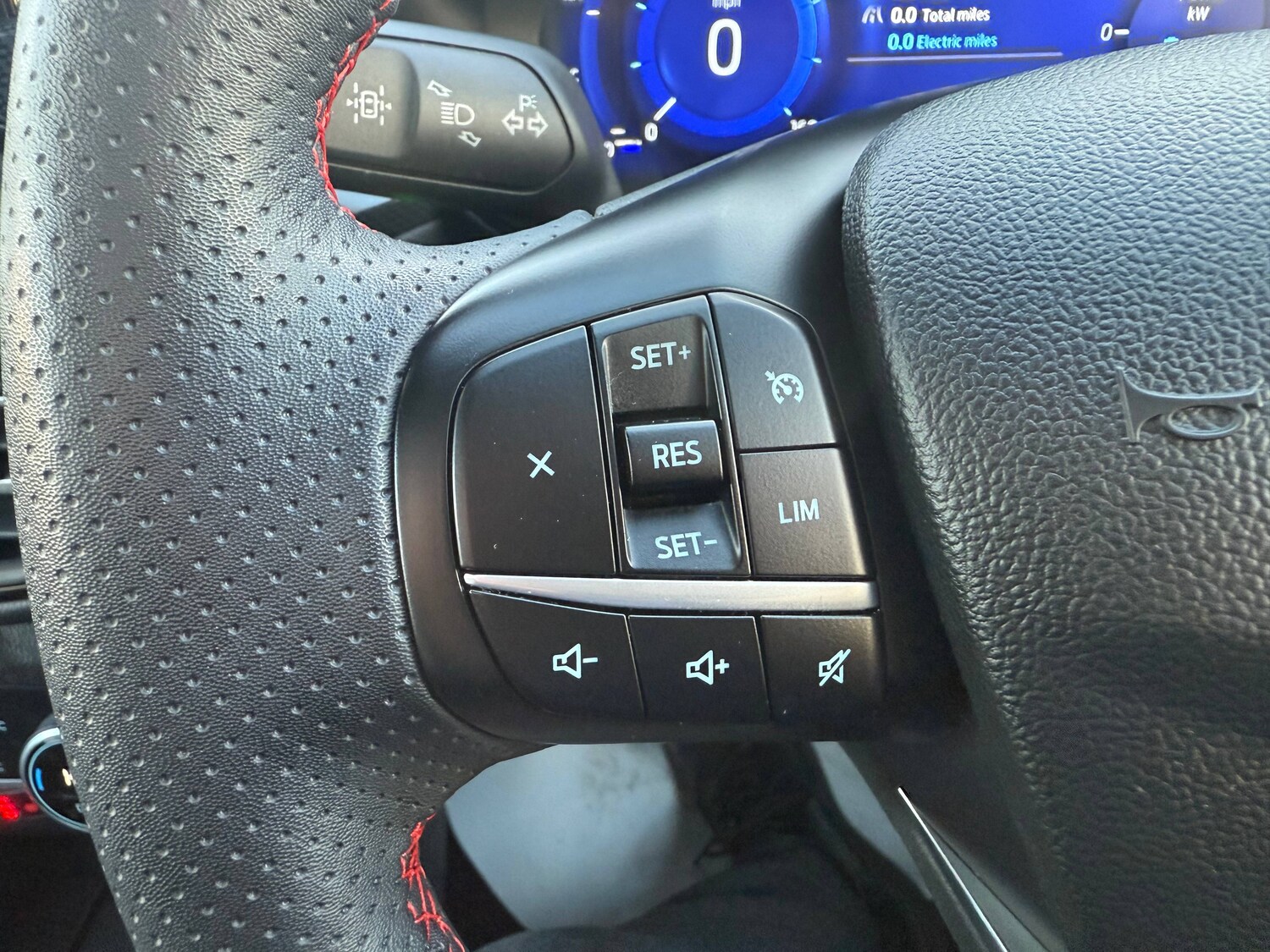 Used Ford Kuga 2022 for sale - 76588384: Photo 14