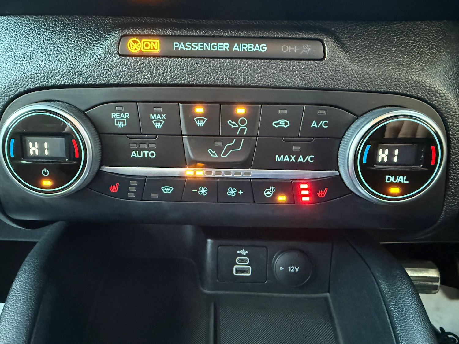 Used Ford Kuga 2022 for sale - 76588384: Photo 19