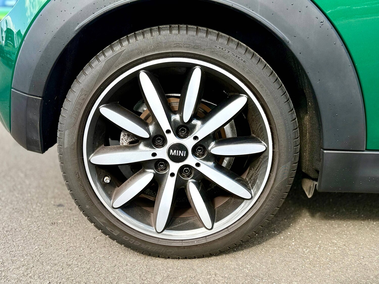 Vehicle 28