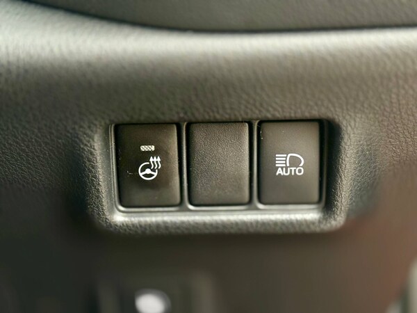 Used Toyota C-HR 2020 for sale - 74646562: Photo 20