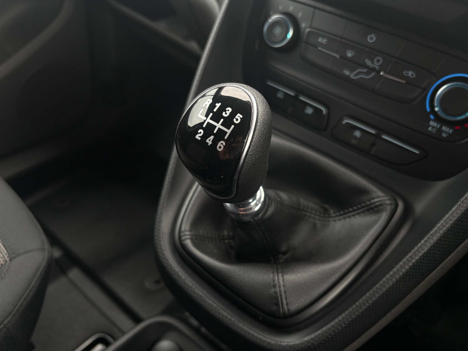 Used Ford Transit Connect 2024 for sale - 78178305: Photo 5