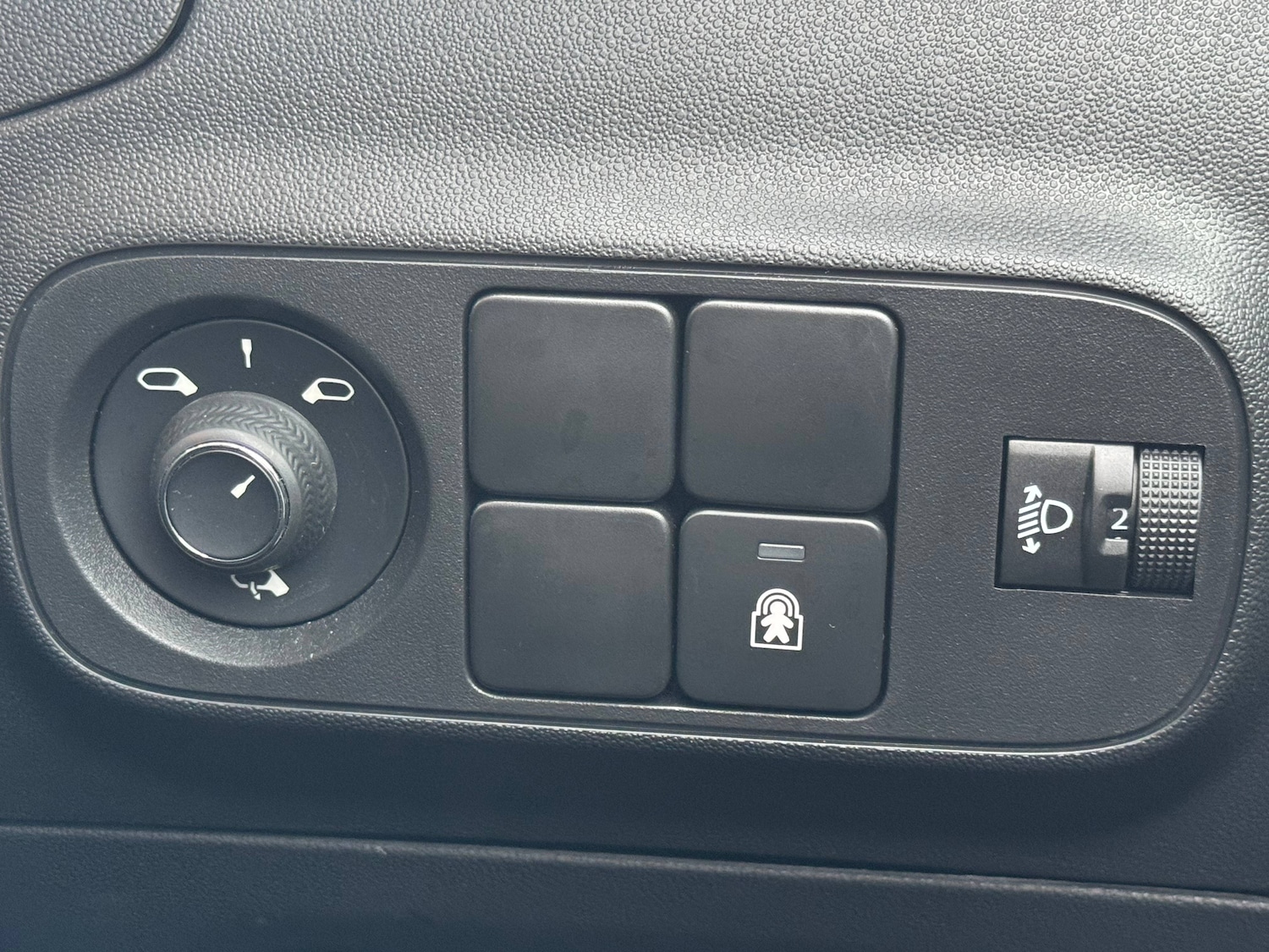 Used Citroen C3 2023 for sale - 76932308: Photo 29