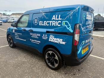 Used Ford Transit Courier 2025 for sale - 77069120: Photo