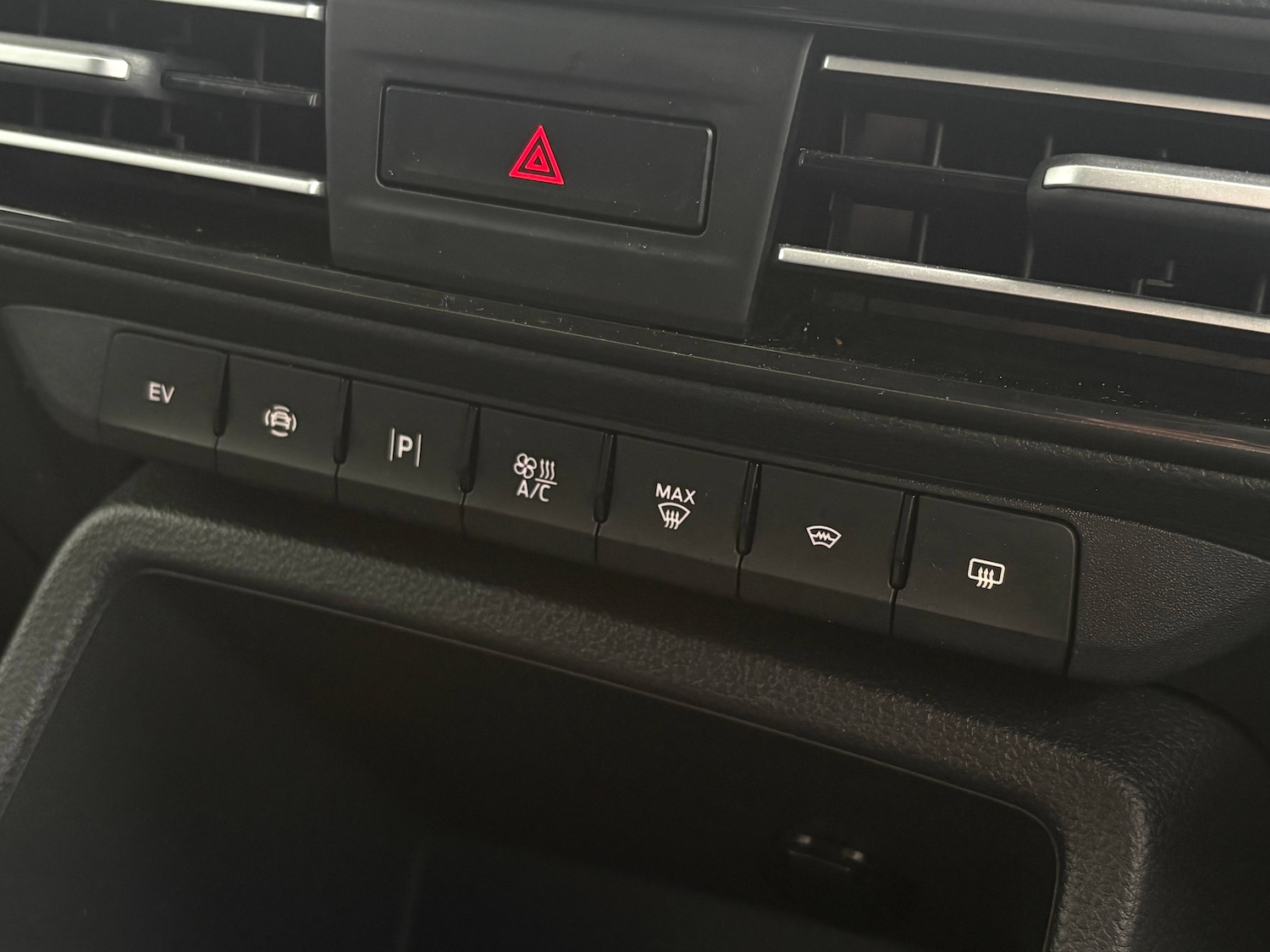 Used Ford Transit Connect 2025 for sale - 78180640: Photo 16