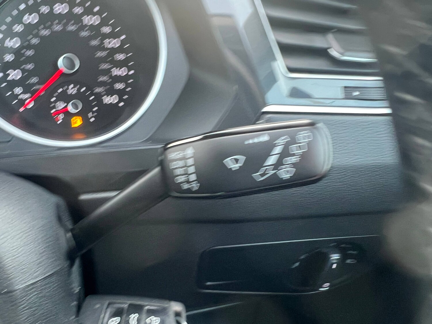 Used Volkswagen Tiguan 2020 for sale - 77605506: Photo 37