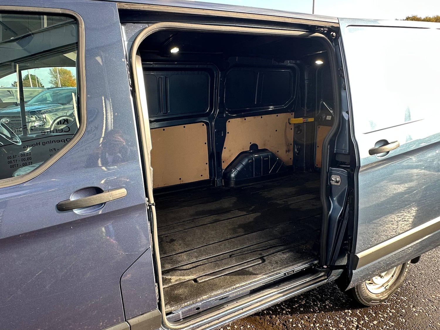 Used Ford Transit Custom 2022 for sale - 76392434: Photo 10