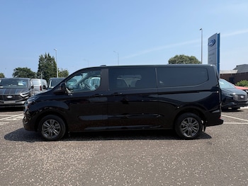Used Ford Tourneo Custom 2025 for sale - 79244287: Photo