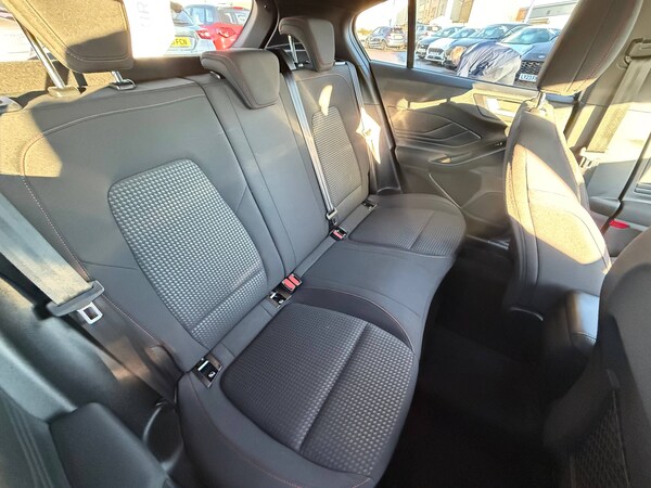 Used Ford Focus 2021 for sale - 73432786: Photo 10