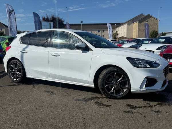 Used Ford Focus 2021 for sale - 73432786: Photo 1